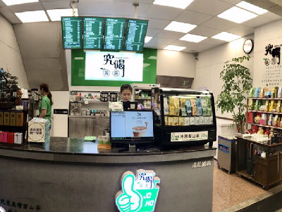 契作茶園、製茶廠直營