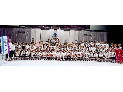 榮獲全省曼都盃美髮大賽總冠軍