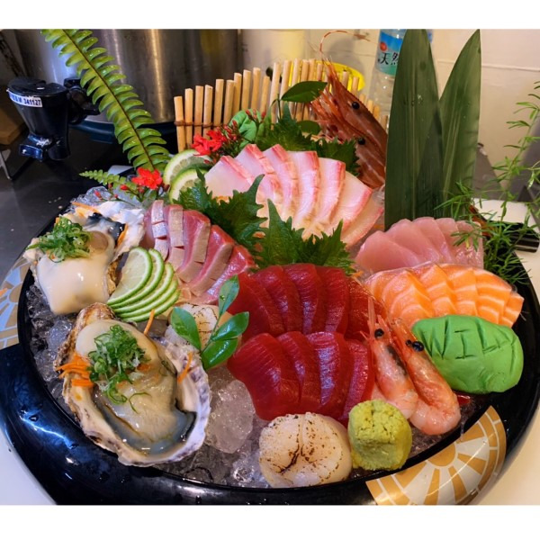 酒河豚日式小吃店相關照片5