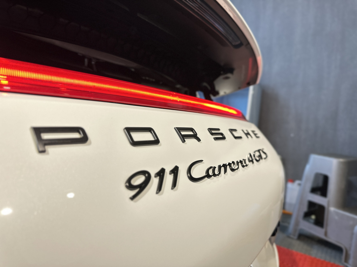 巧亮美車工坊相關照片1