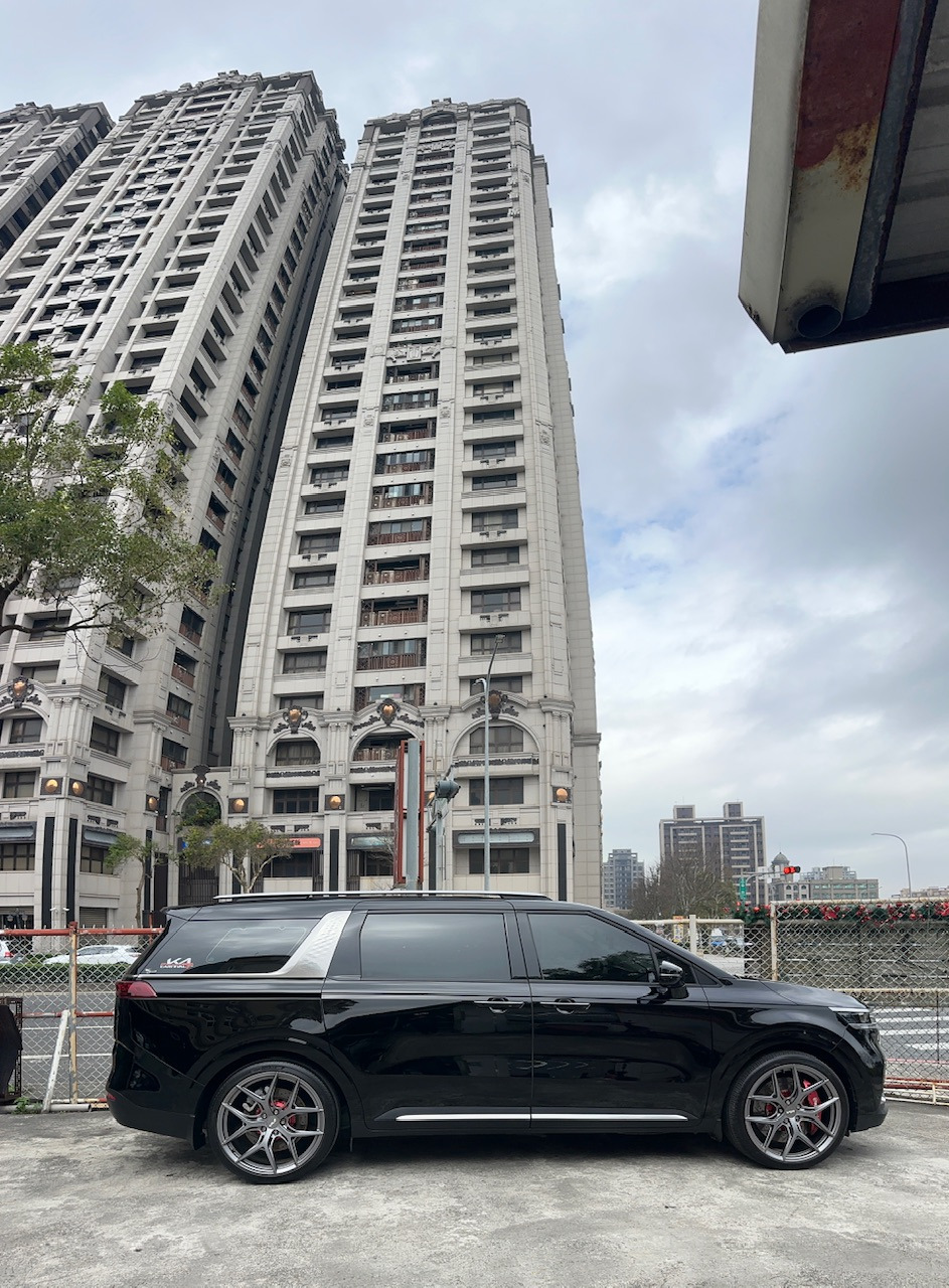 巧亮美車工坊相關照片2