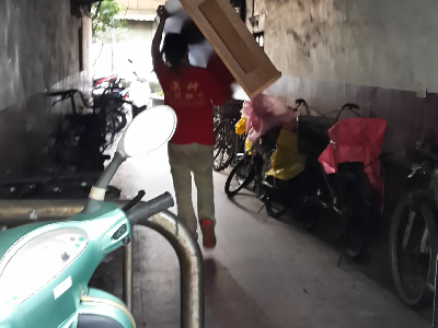 搬運傢俱