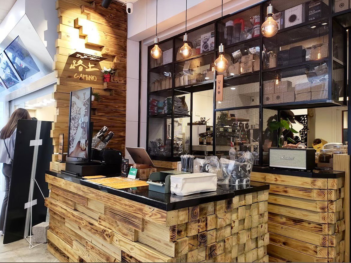 路上 Camino(香檳拉菲爾企業社)相關照片1