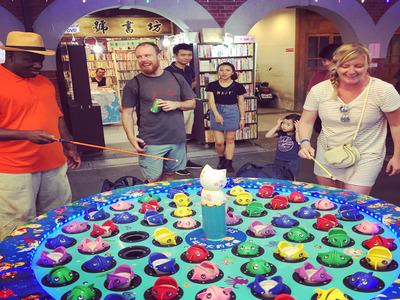 士林夜市釣魚63號攤位相關照片7