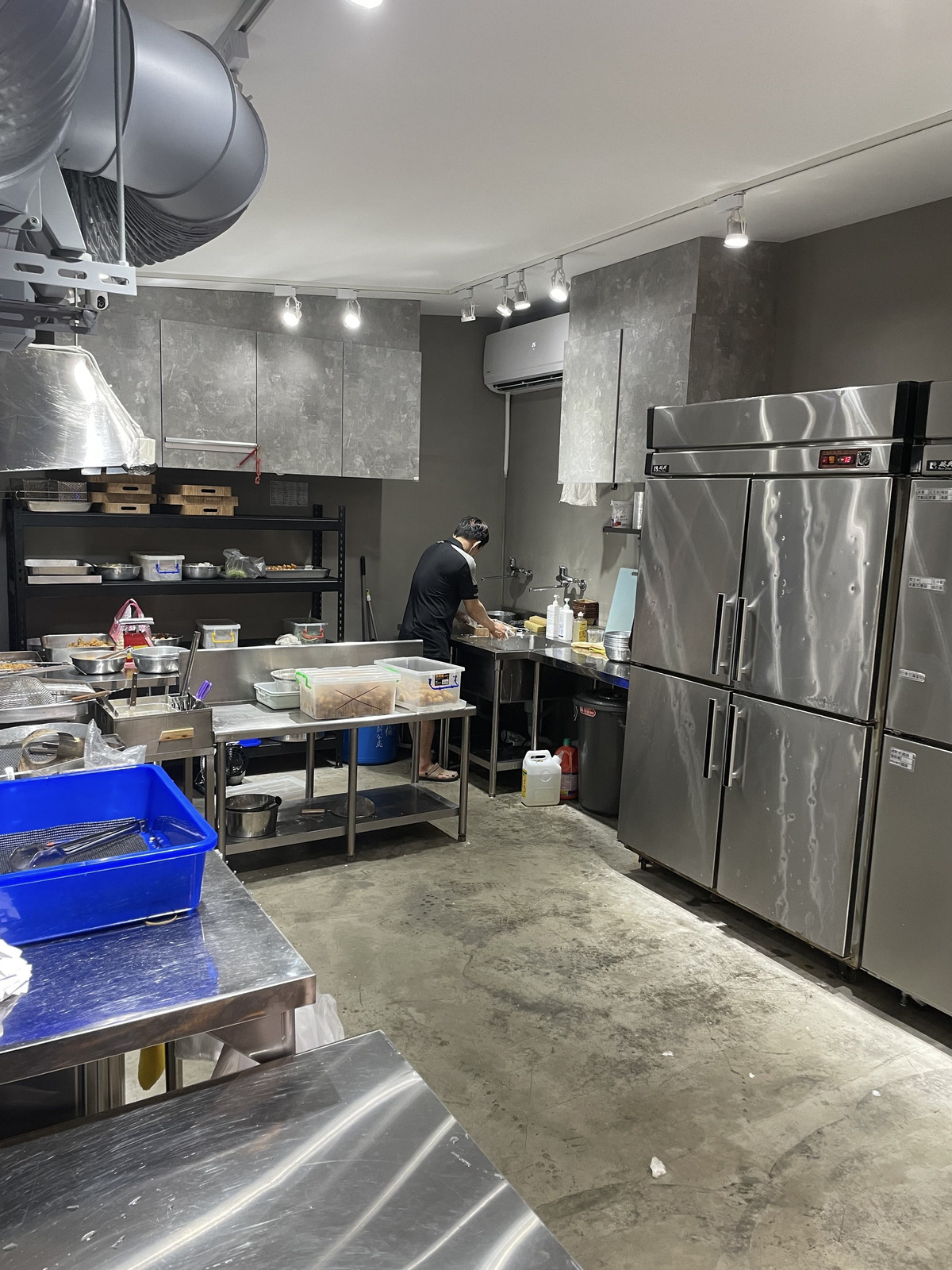 帥哥酥雞店相關照片2