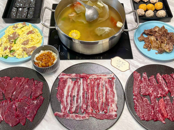 栢麗餐旅有限公司(牛苑溫體牛肉火鍋/金禾日式料理專賣/馬克特優冷飲店/ONE-R章魚燒專賣-台南店/弁堂屋日式便當專賣)相關照片4