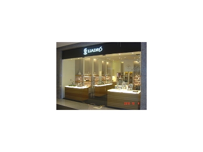 雅緻瓷偶專賣店