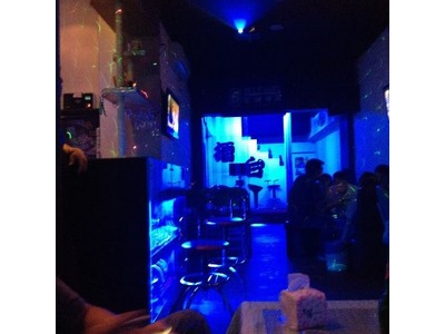 金舞門pub冷飲店相關照片2
