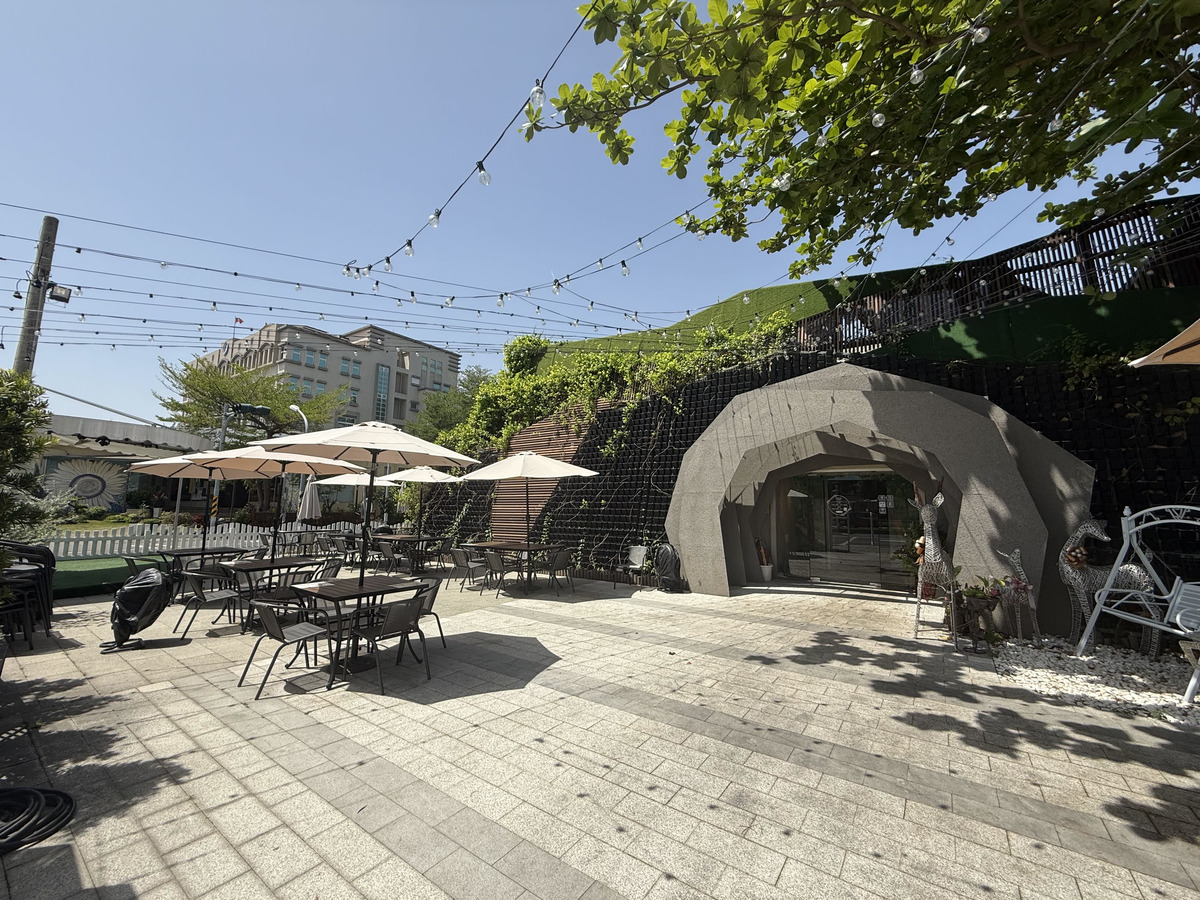 Depot倉庫咖啡餐館相關照片1