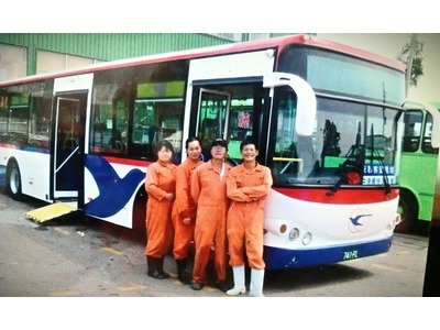 優巴士汽車美容行相關照片1