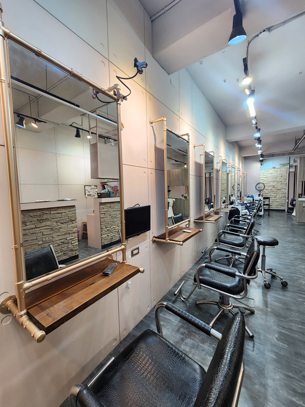 PM Hair Design相關照片1