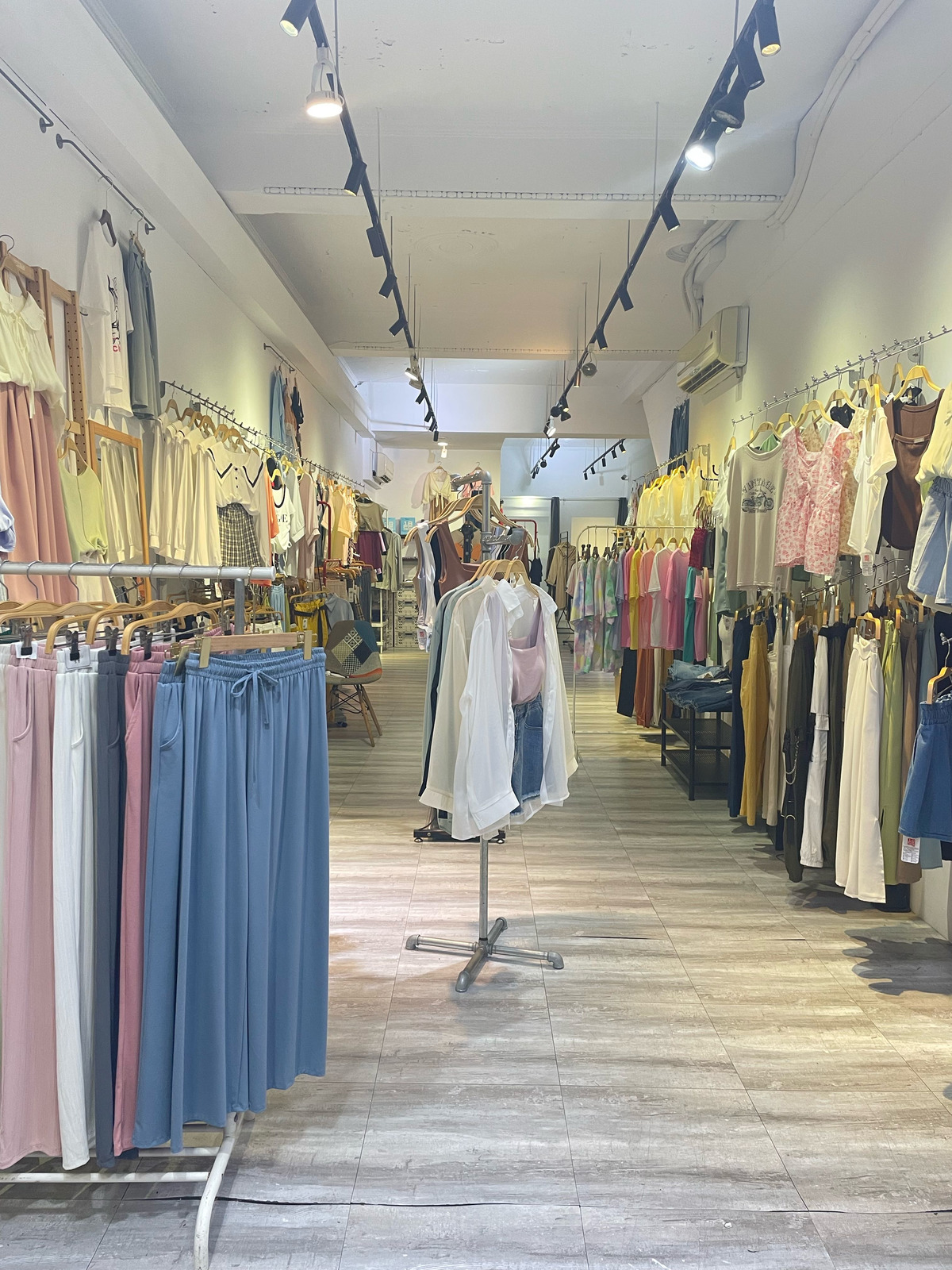 瑭潮服飾店相關照片1