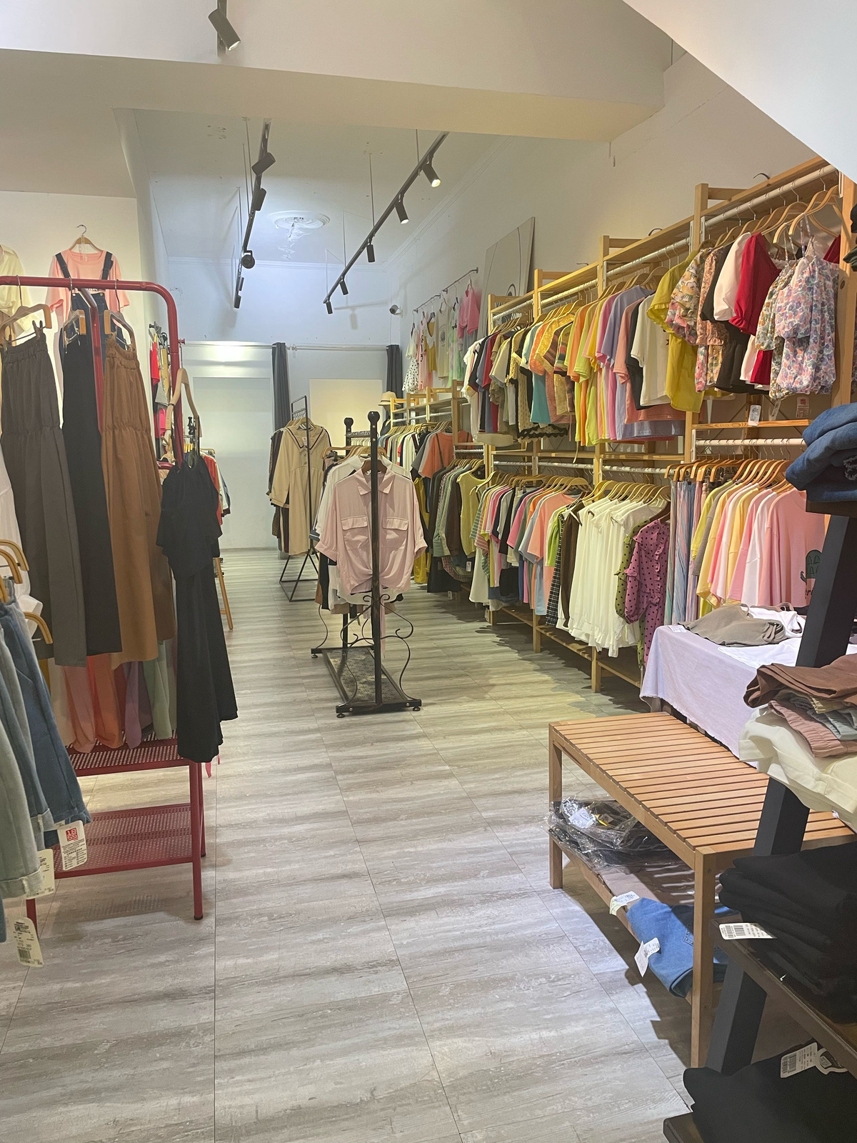 瑭潮服飾店相關照片3