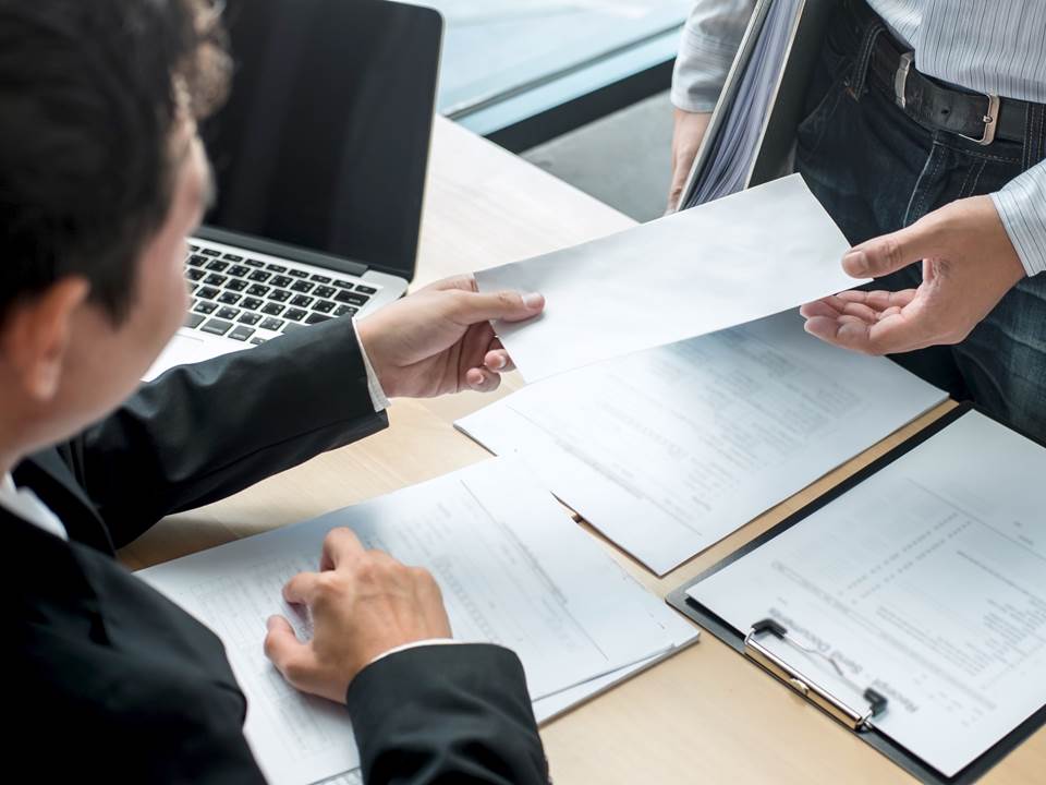 員工離職率高不是因為錢太少？老闆必知的3大真實原因