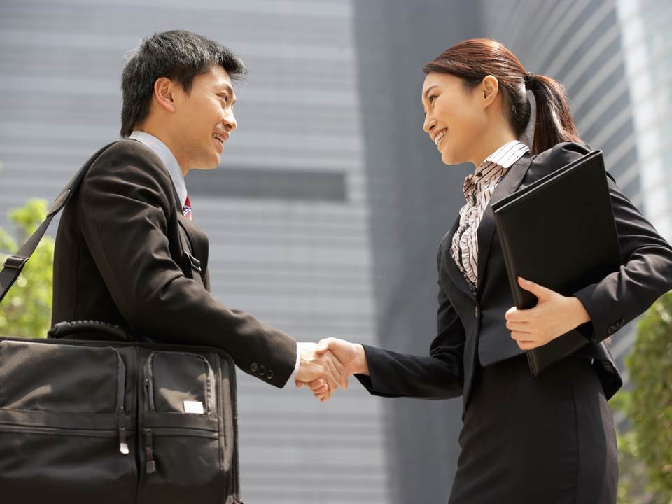 職場人脈不過就是對價關係？只有這3種人你才該付出時間經營