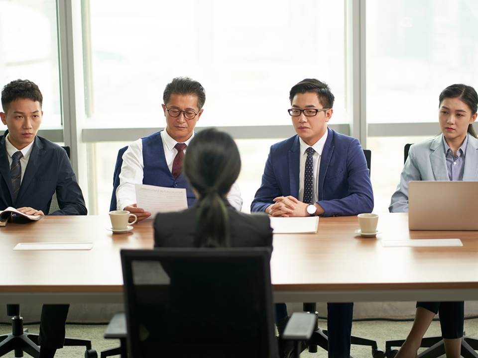 求職者別低聲下氣!面試官問出這4種問題,這公司不去也罷