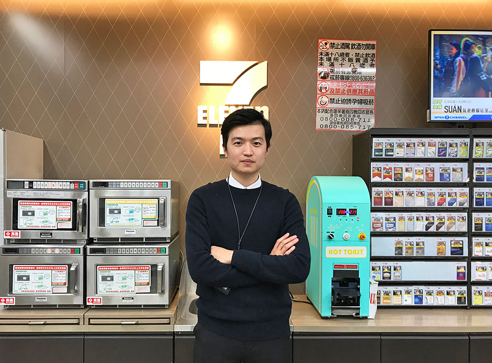 汐止區顧問謝典璋說，有打工經驗的人更能適應「區顧問」培訓階段。