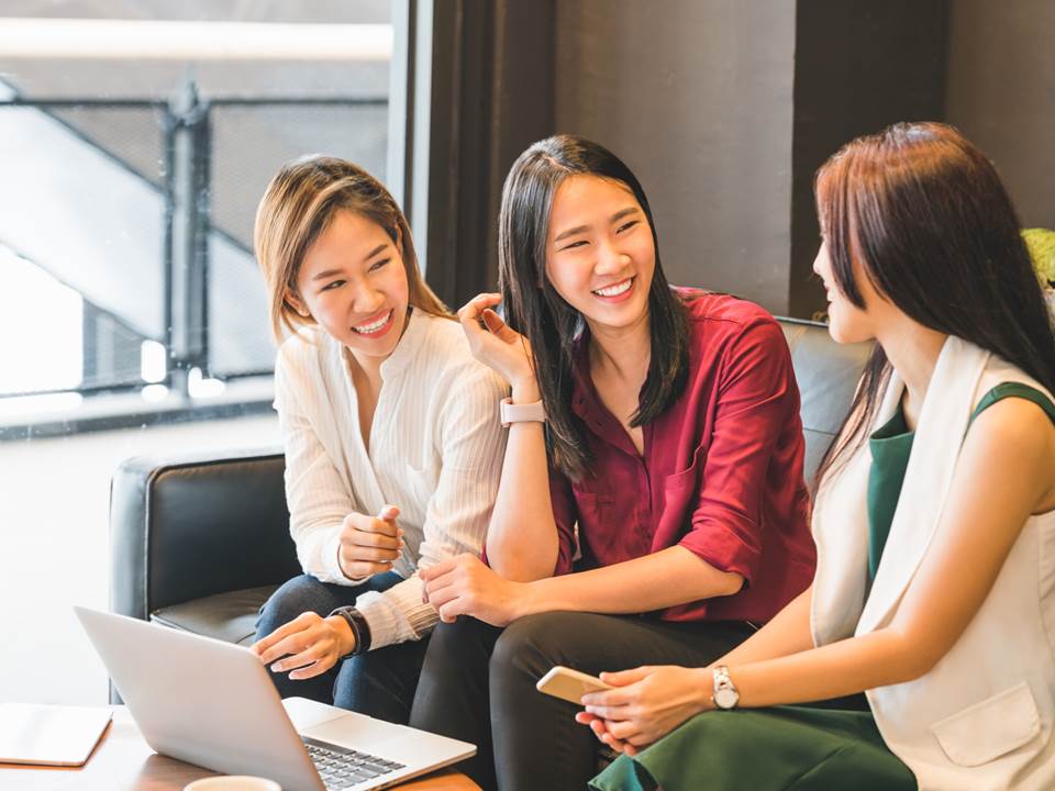 不想跟同事聊公事以外的話題？下次在茶水間就跟他聊這些