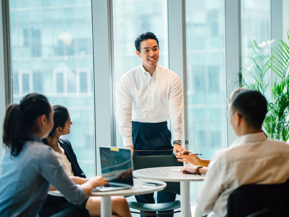 優秀員工忙不停、一般員工狂摸魚？老闆怎避免工作分配不均