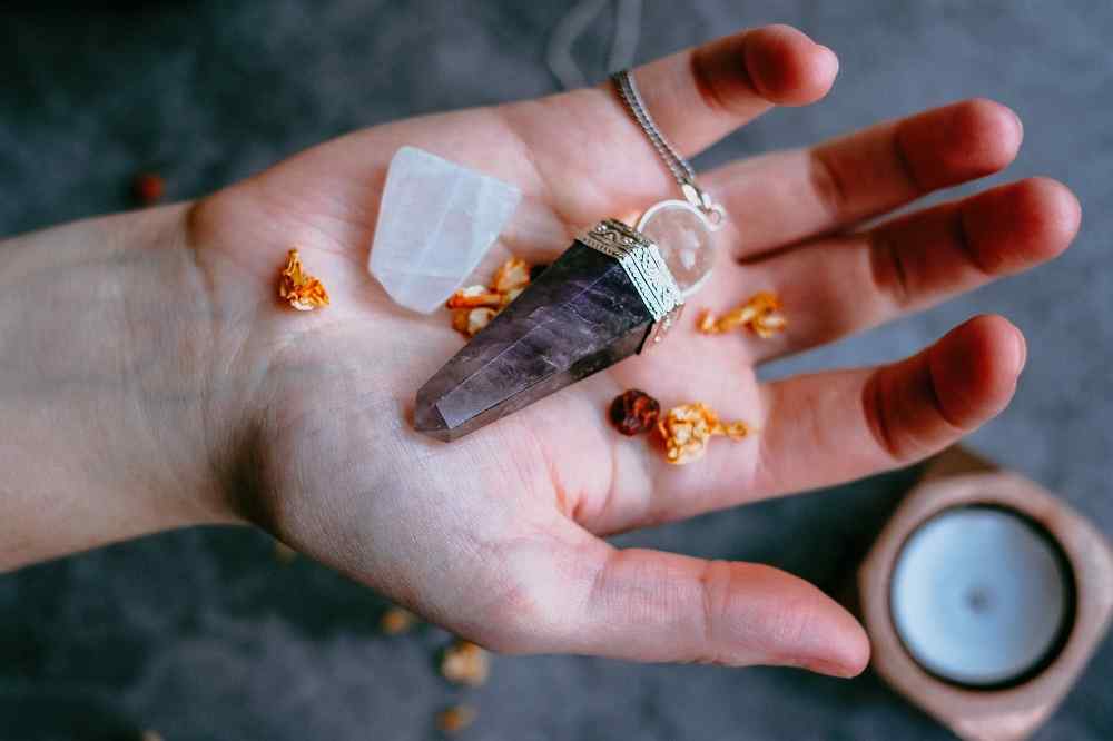 歐美也流行水晶正能量能提升工作運勢？