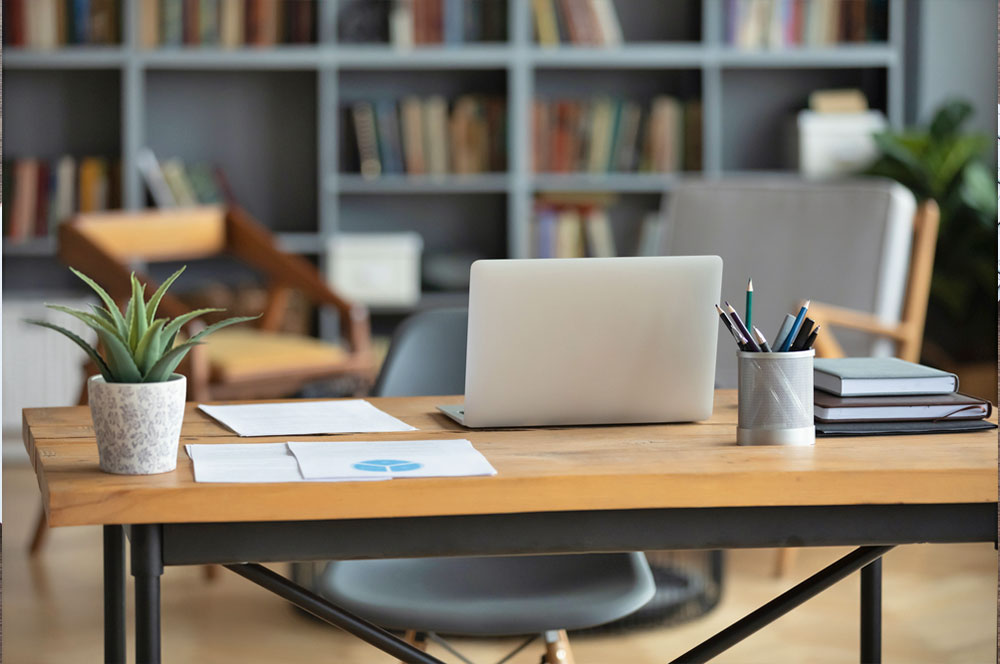 辦公室風水轉起來！電話、植物這樣放，免踩禁忌又招貴人運