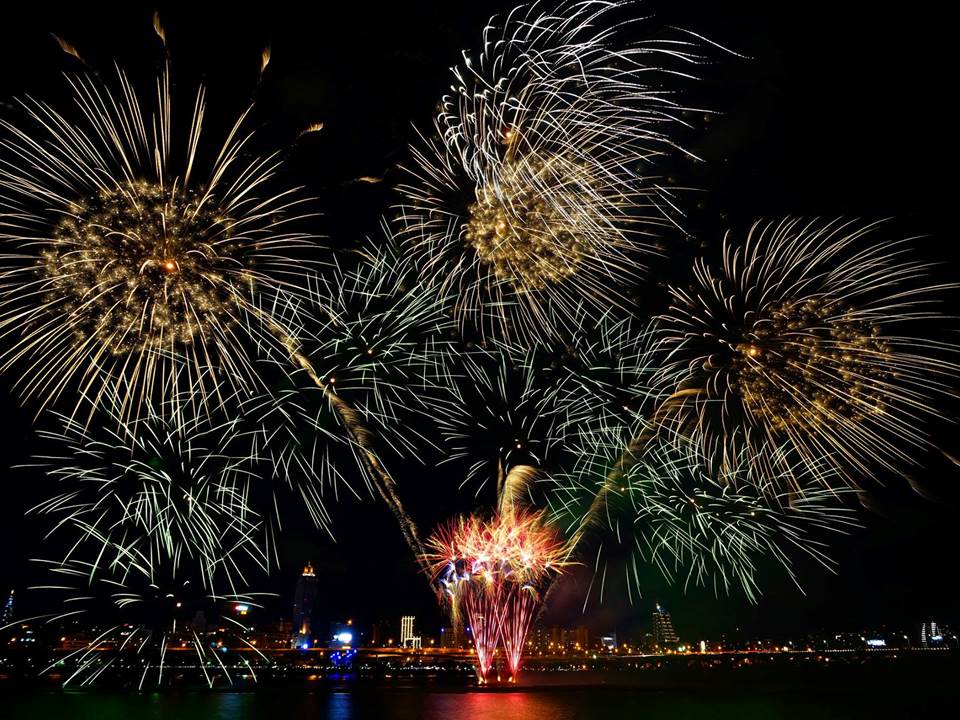 2022雙十國慶日連假薪資如何算？加班費、補假權益一次看懂！(附薪資計算對照表)