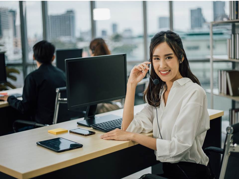 行政助理月薪29K，為何上百人搶著應徵？網友一面倒這樣回