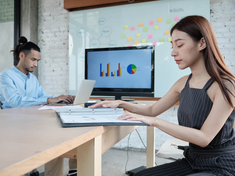 堅持公事公辦卻成離職主因？1真實案例看懂職場人情冷暖