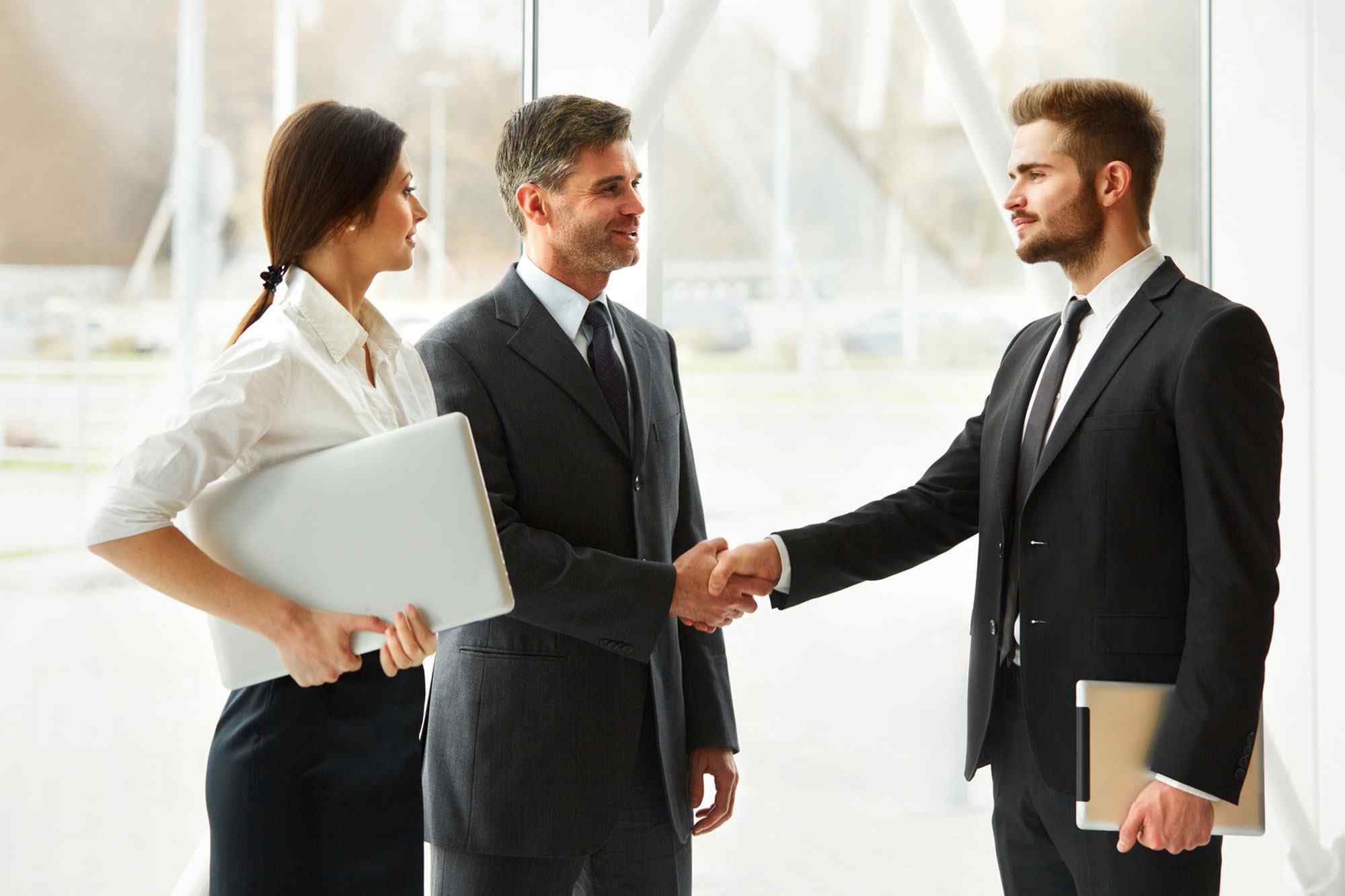 你不爽，為什麼不明說？拒當職場無聲濫好人！