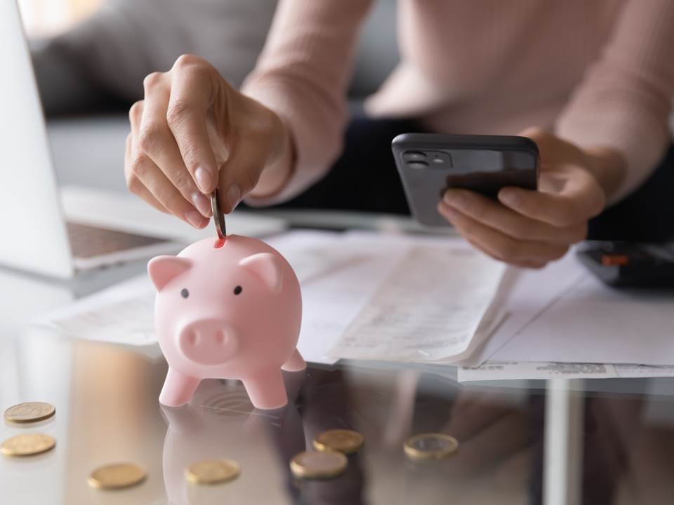 高利活存最高2.2%！年終紅包錢存到這3個數位帳戶，利息賺最多