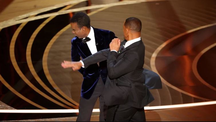 威爾史密斯為何賞人巴掌？從奧斯卡典禮看「職場開玩笑如何拿捏」、被同事揶揄的SOP解法
