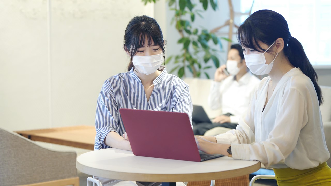 輕症在家隔離，防疫保單還會理賠嗎？居家照護最新指引一次看懂