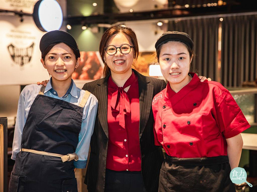 因韓流熱而大紅的鬼怪炸雞！bb.q CHICKEN來台展店得先上過炸雞大學