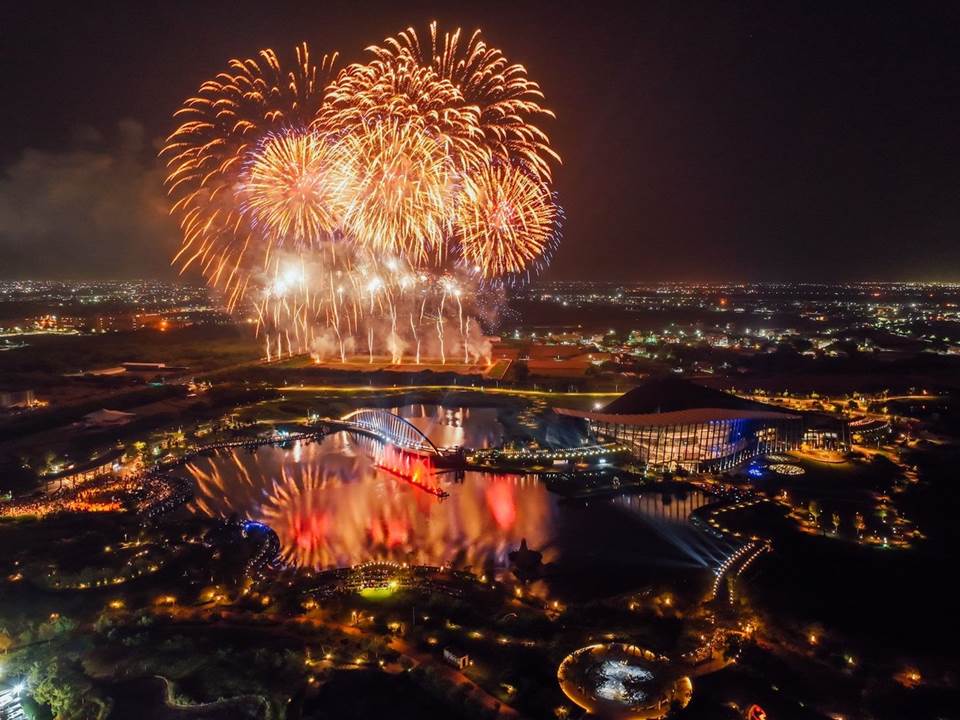 雙十國慶優惠懶人包》+1元送烤雞、遊樂園第二人10元，國慶連假就來趟省錢小旅行