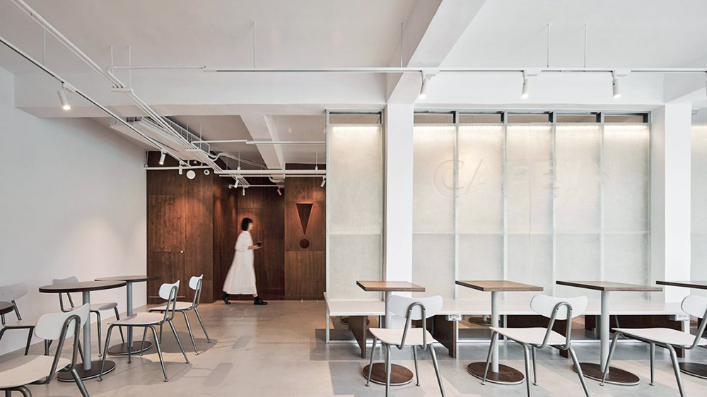 CAFE!N 台中旗艦店開幕！獲獎設計師打造質感咖啡廳空間，還和2品牌推出聯名系列