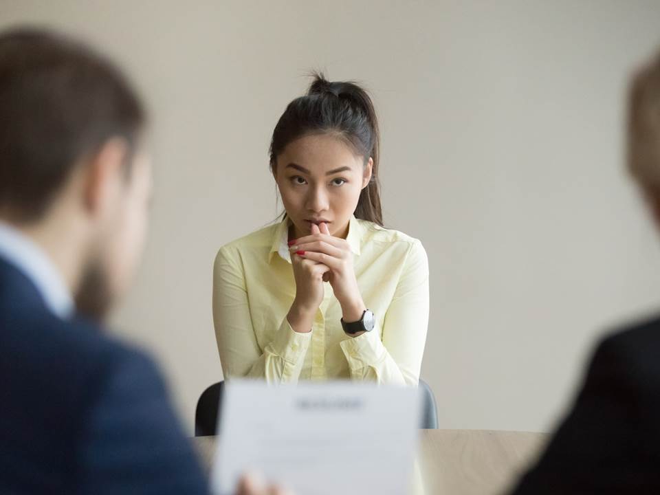 溝通時總是低人一等？小心！常把這2個字當口頭禪，超容易在職場吃暗虧