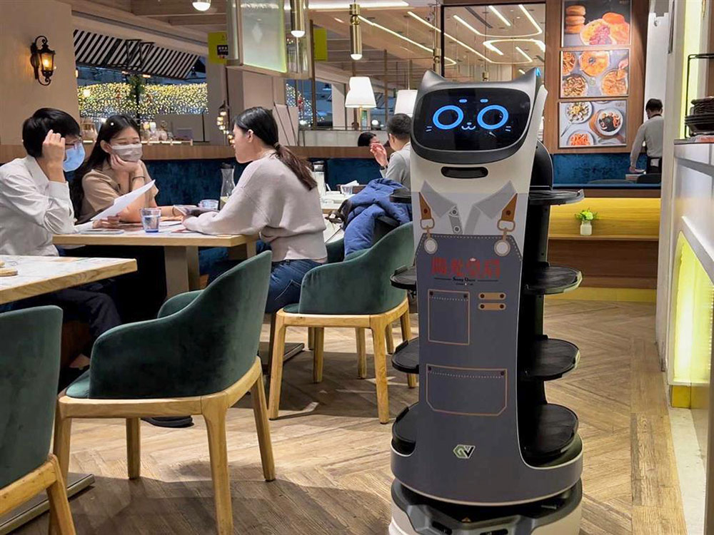 千葉集團旗下9家門店已率先引進AI餐飲機器人。