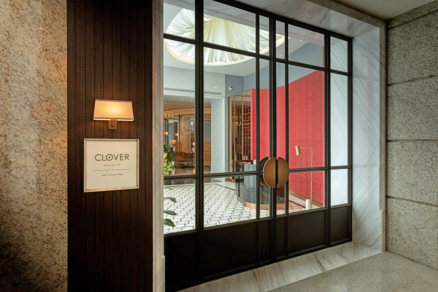 法式餐廳 CLOVER BELLAVITA 坐落於台北信義區貴婦百貨之稱的 Bellavita。