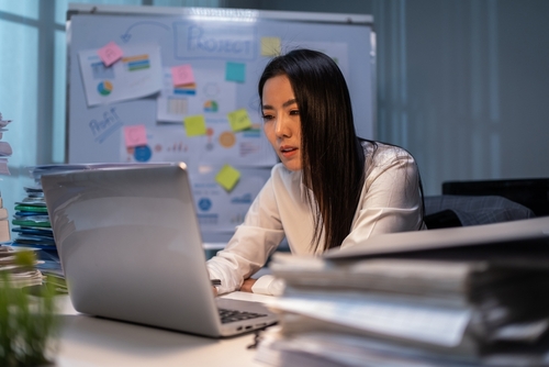 補假日出勤要給加班費嗎？過年連放10天補假2天，公司少做1件事恐違法