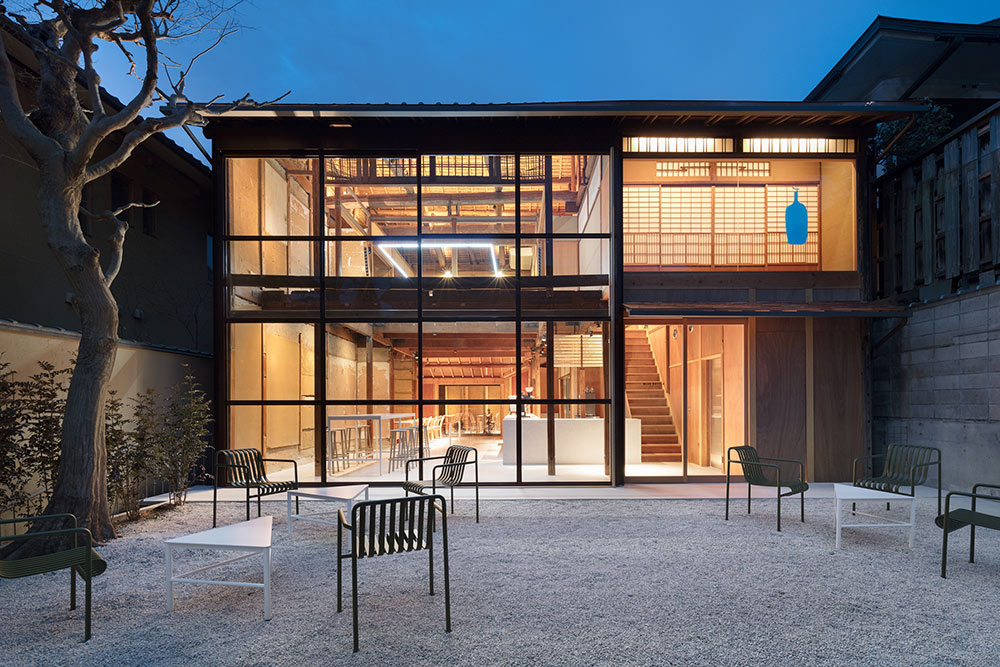 Blue Bottle Coffee 京都店。