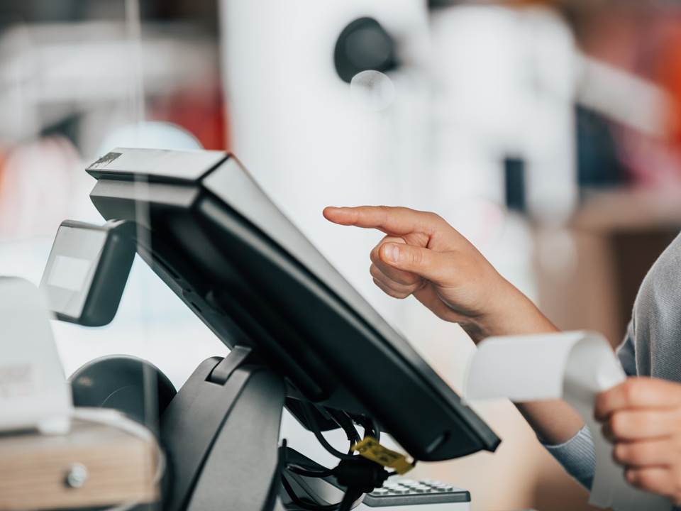 【餐飲業趨勢報】餐飲科技大爆發！線上點餐、侯位系統、雲端POS大舉進入餐飲店家