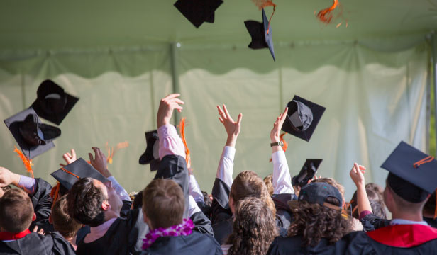 「卡關了嗎?」開啟另一段旅程，重返校園充個電