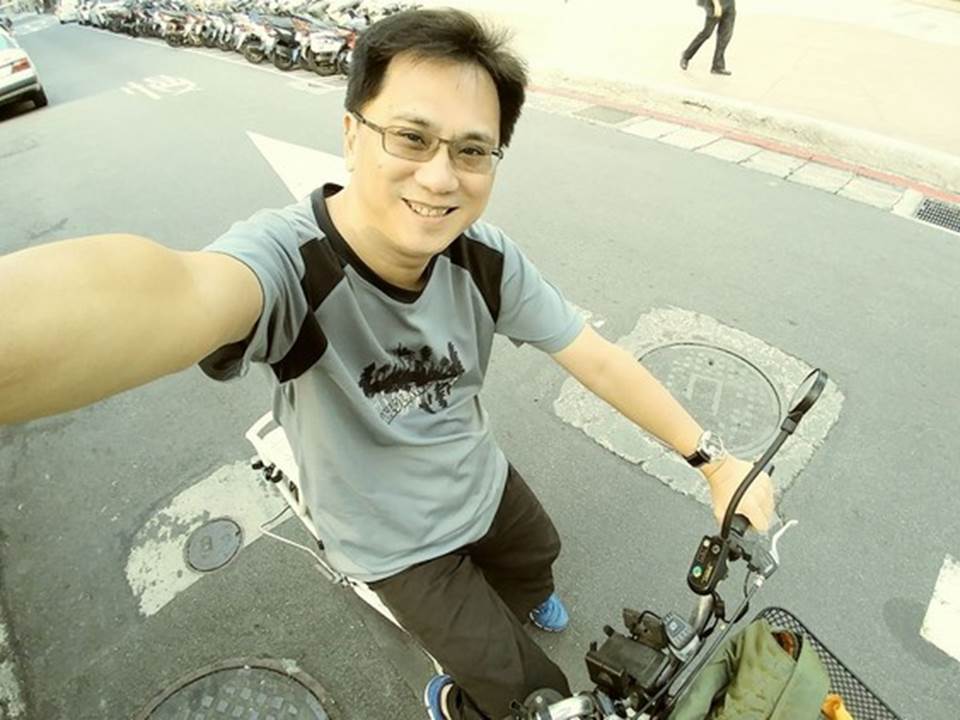 【武漢肺炎專題】霸氣宣布請防疫假給全薪!486先生疼員工不手軟原因曝光 【武漢肺炎專題】霸氣宣布請防疫假給全薪!486先生疼員工不手軟原因曝光