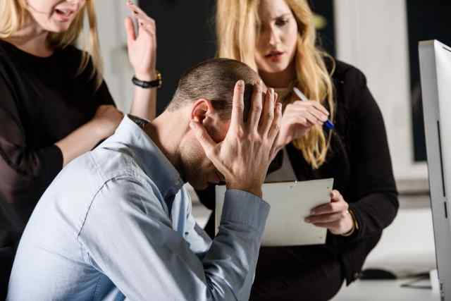 員工犯錯，老闆可以扣薪嗎？