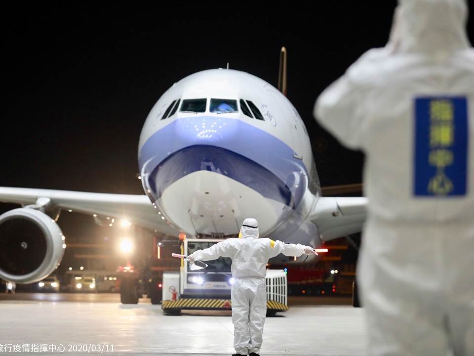 【新冠肺炎專區】防疫期間，雇主禁止員工出國合法嗎？勞動部給答案