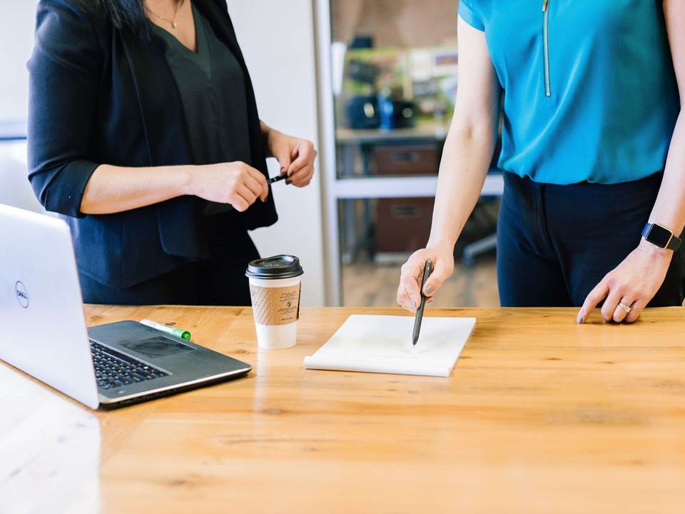 主管享特權好羨慕？他揭老闆給的「自由」總藏這殘酷真相