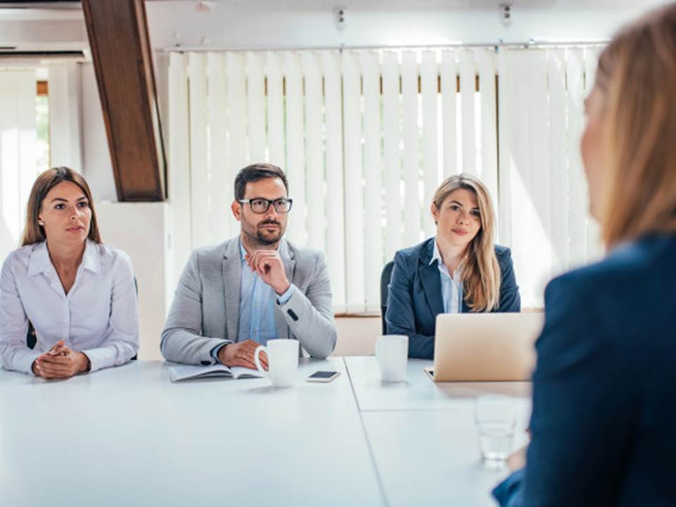 團體面試一定要搶答？想從眾多競爭者勝出的秘密竟是…