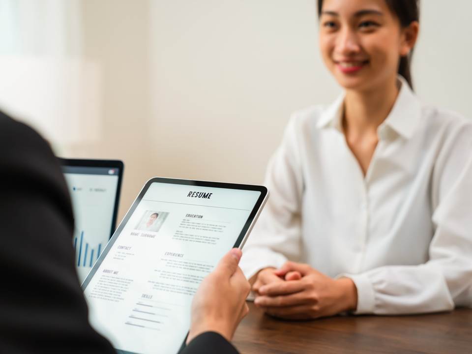 這樣寫履歷會被人資「一秒刷掉」！5個壞履歷地雷你中了幾個？