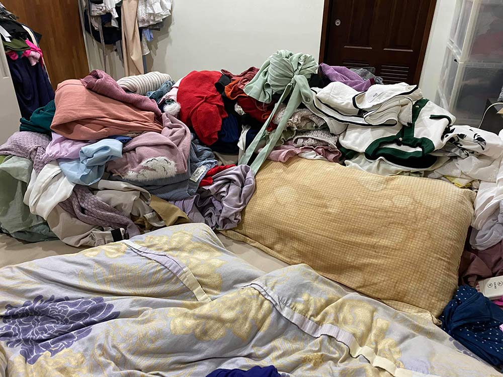 爸媽有囤物症怎麼辦?看完高嘉瑜房間照片後,我們要如何關心家人生活? 爸媽有囤物症怎麼辦?看完高嘉瑜房間照片後,我們要如何關心家人生活?