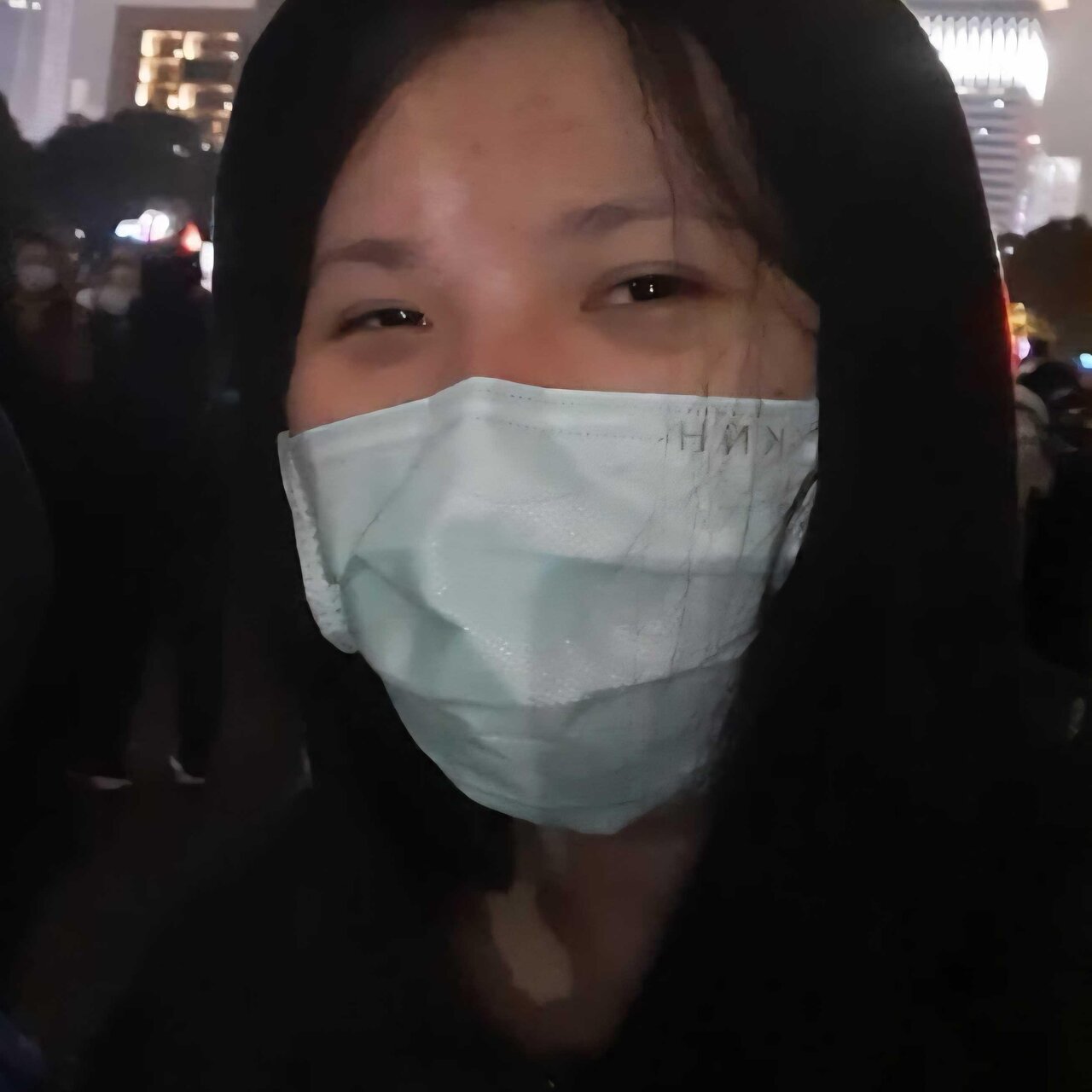 雅安的大頭照